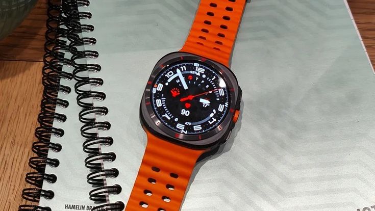 S7 Ultra Smart Watch – Fitness Tracker, Heart Rate & Sports Mode